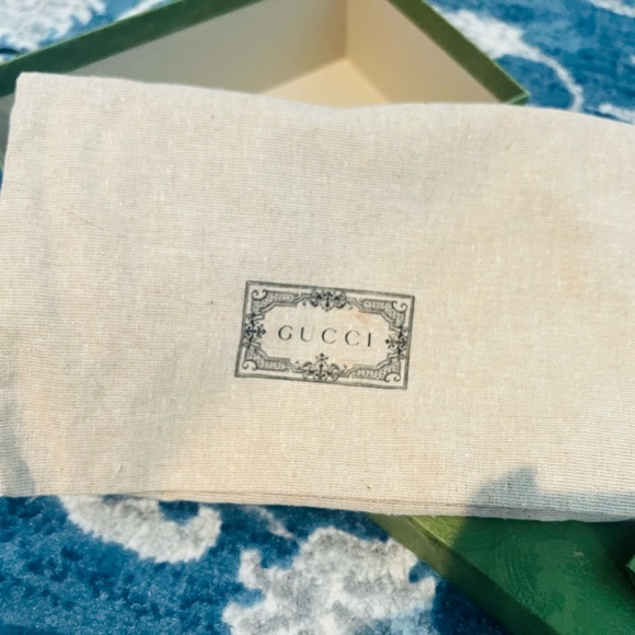 COPY - Authentic GUCCI Marmont Super mini in White! - Picture 8 of 12